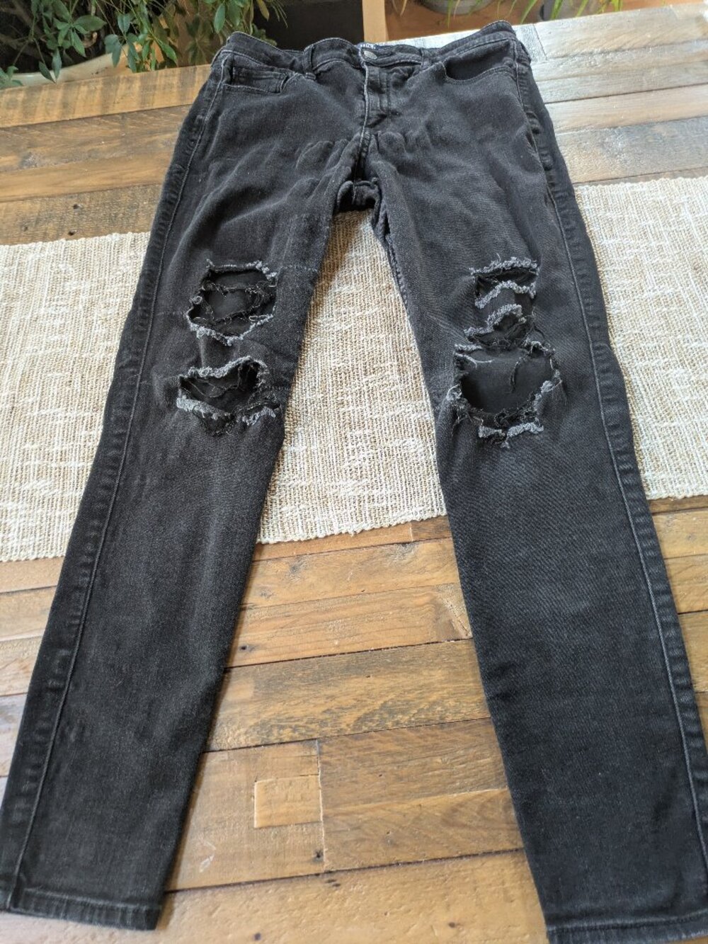 Hollister 9R High Rise Super Skinny Black Ripped Jeans Soft Stretch W29 L28 #457